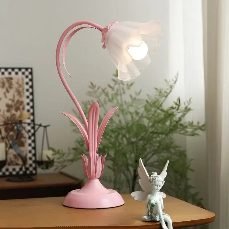 Country  Retro  Flower Desk Lamp for Home Bedroom